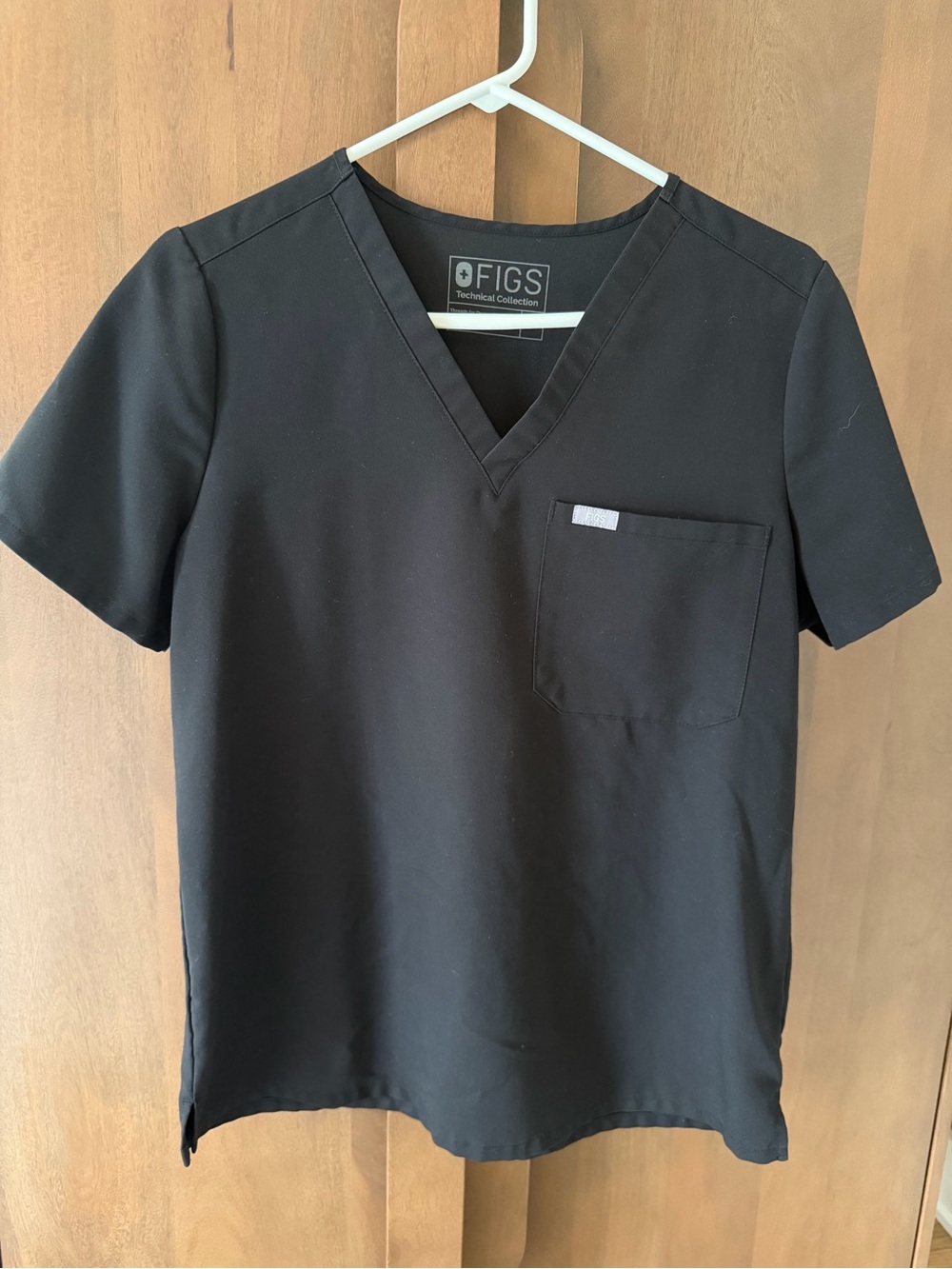 Figs Black V-Neck Short Sleeve Scrub Top